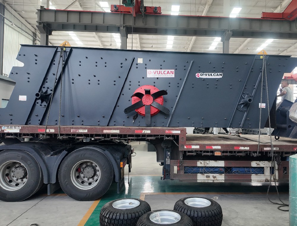Small stone crusher production line sent to Iraq