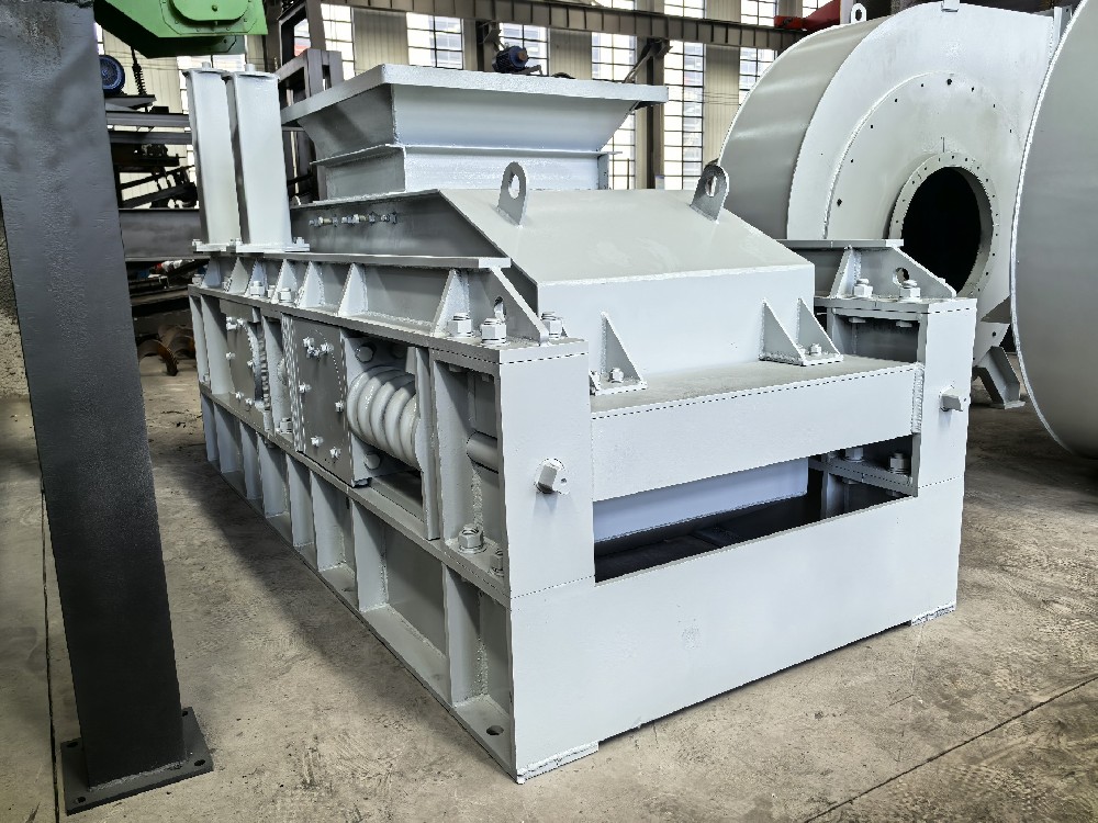 How much does it cost to open a battlefield? How many cubic meters of sand can the sanding machine produce in a day?